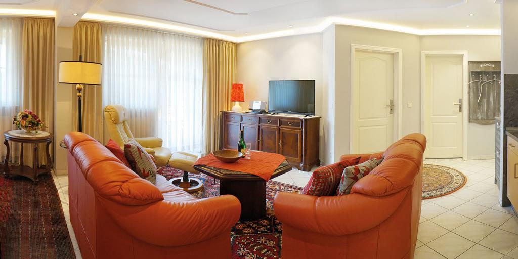 Apartment Kursuiten In Der Europa Residenz *
